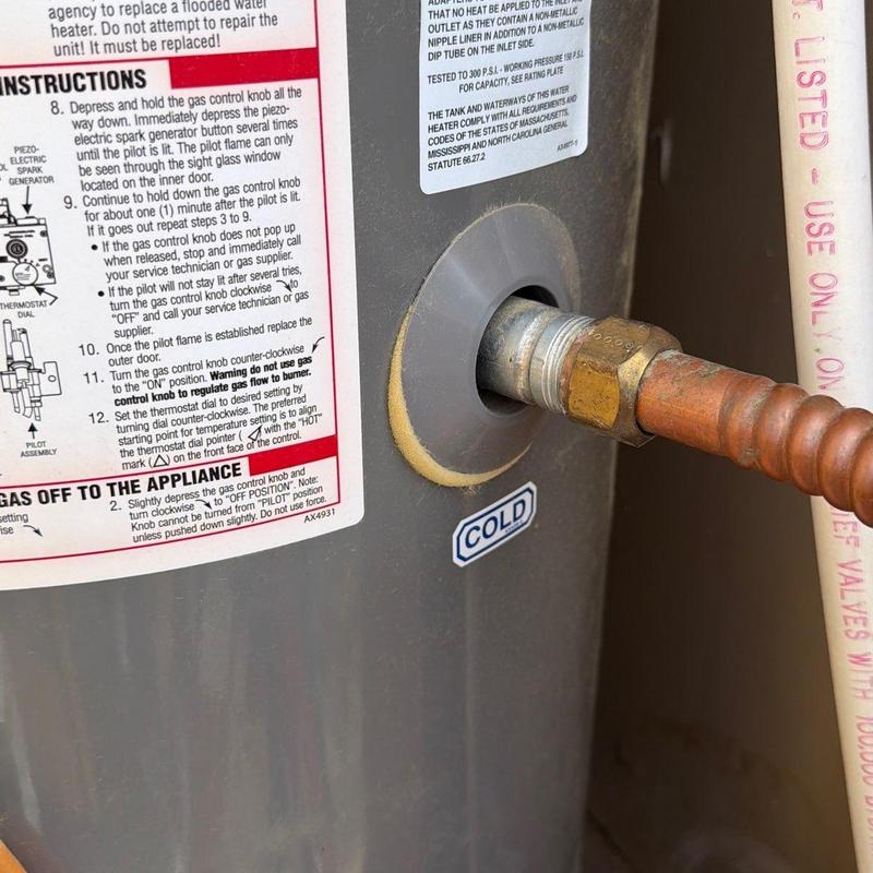 Gas water heater cold water inlet connection