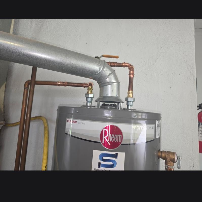 40 gallon Rheem water heater with copper piping 40 gallon Rheem water heater with copper piping