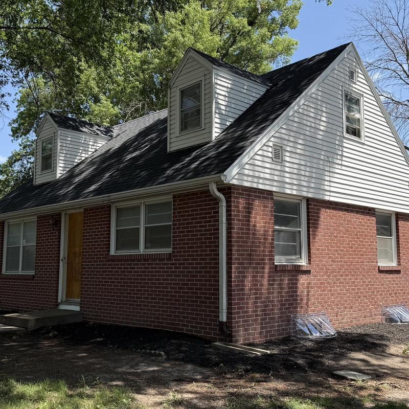 Tamko Titan XT shingles on residential roof in Lincoln Tamko Titan XT shingles on residential roof in Lincoln