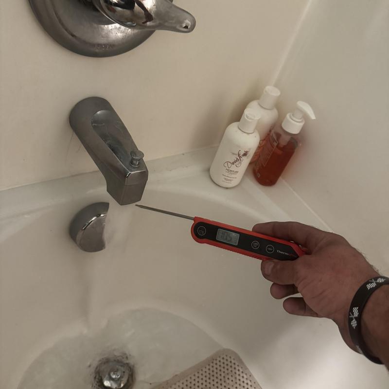 Moen faucet cartridge water temperature testing in tub Moen faucet cartridge water temperature testing in tub