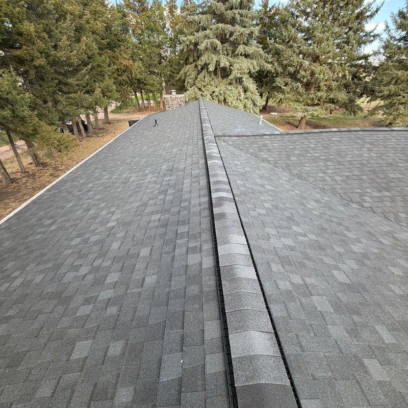 Tamko Titan XT shingle roof with ridge vent Tamko Titan XT shingle roof with ridge vent