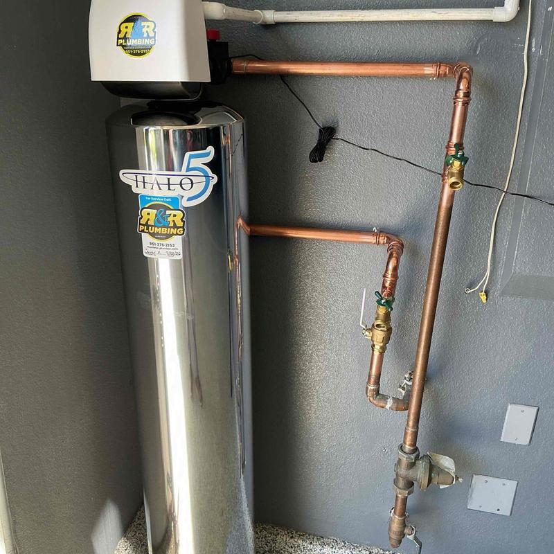 Halo 5 water filtration system with copper piping