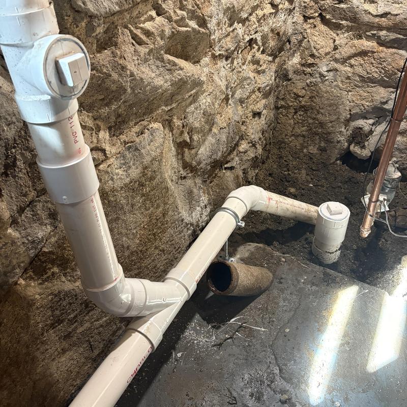 PVC basement waistline pipe with new fittings PVC basement waistline pipe with new fittings