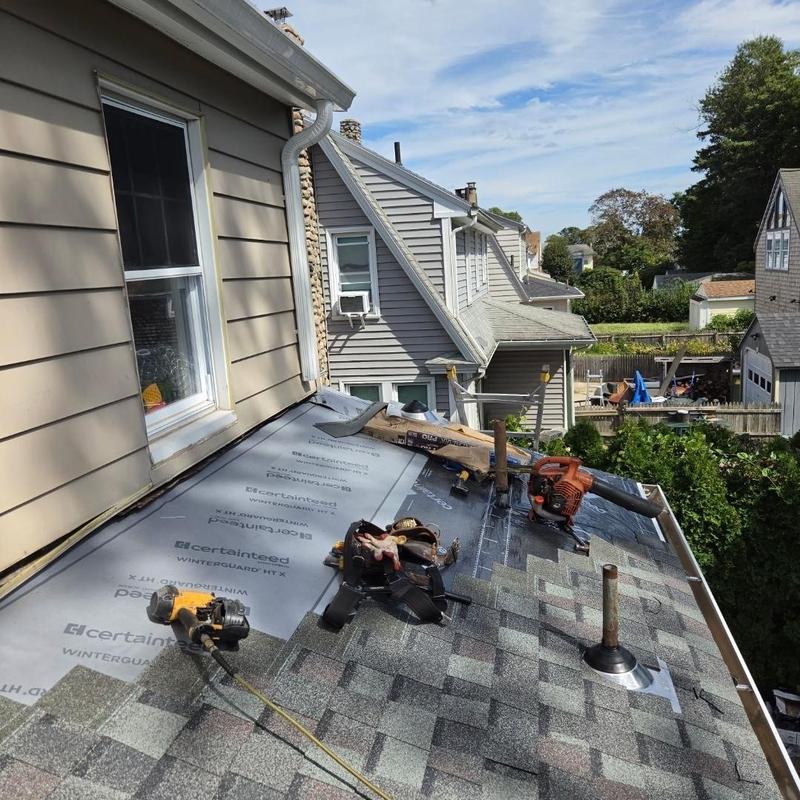 CertainTeed Landmark Pro shingles with ice shield installation
