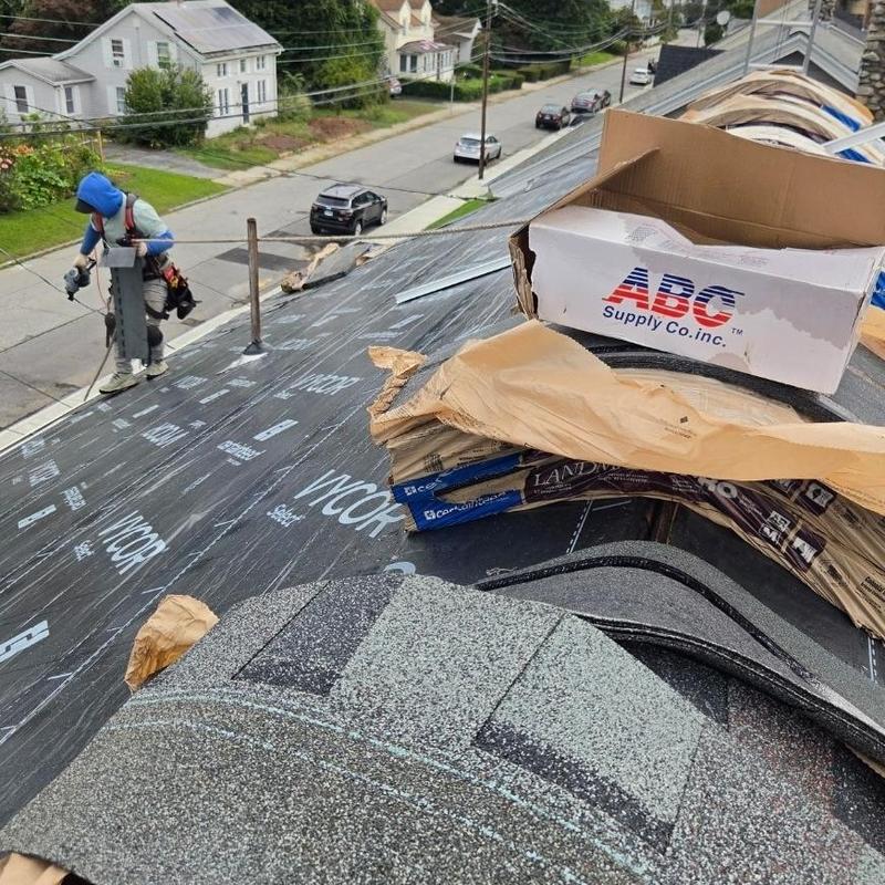 CertainTeed Landmark Pro shingles installation on roof