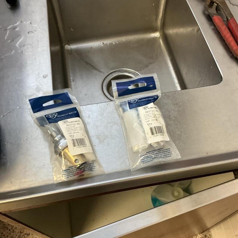 Commercial kitchen faucet replacement stems on sink edge Commercial kitchen faucet replacement stems on sink edge