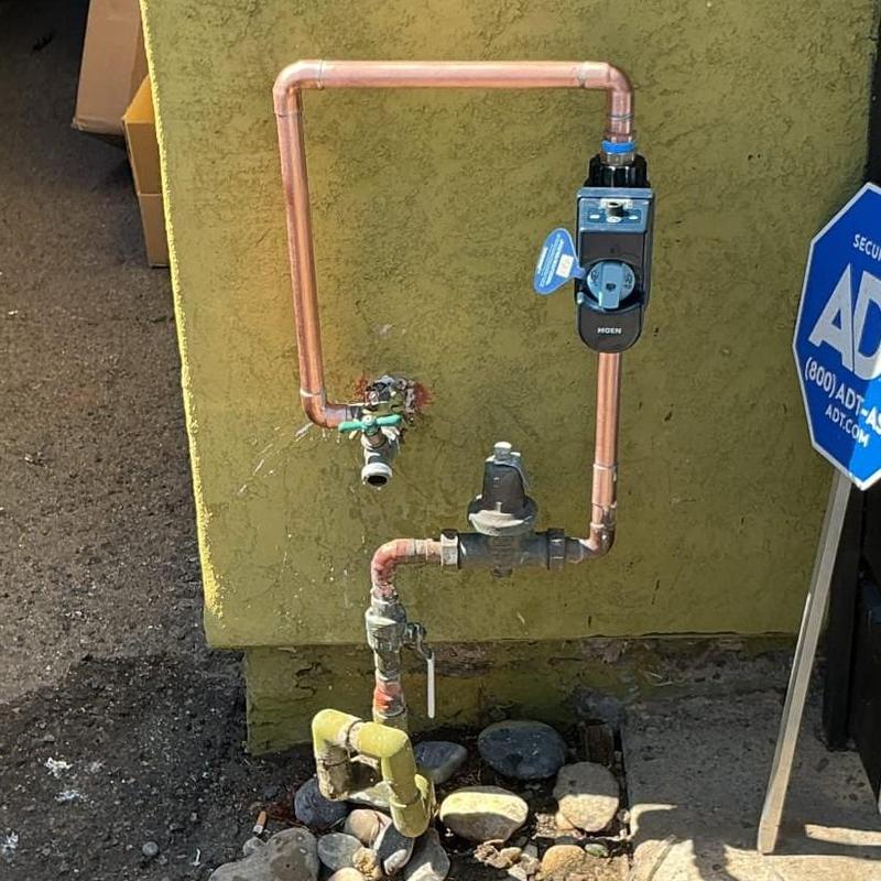 Moen Flo automatic shut-off device on copper pipes
