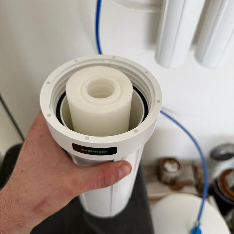 RO system sediment filter canister replacement
