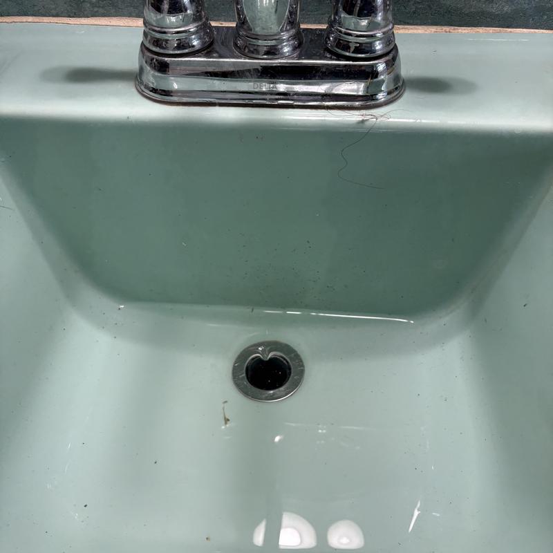 Bathroom sink drain with hair clog removal Bathroom sink drain with hair clog removal