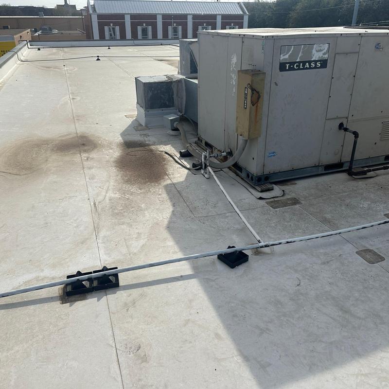 Rooftop HVAC unit and membrane roof inspection in Fort Worth Rooftop HVAC unit and membrane roof inspection in Fort Worth