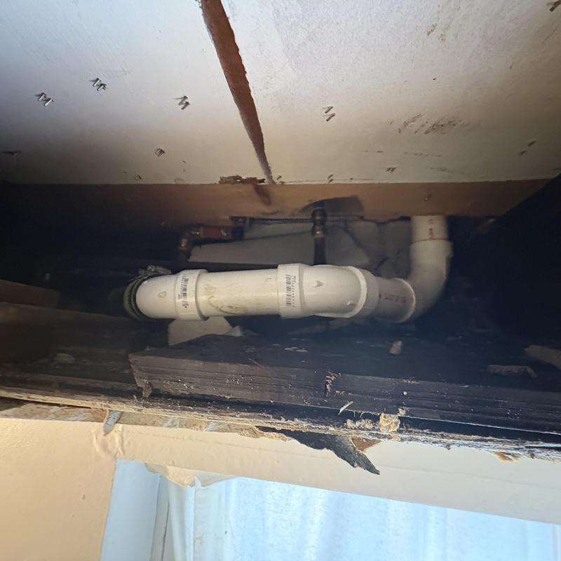 PVC drain pipe with transition clamp and air admittance valve PVC drain pipe with transition clamp and air admittance valve