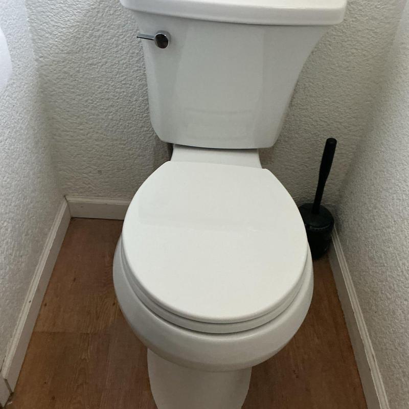Kohler Highline Curve round toilet installed
