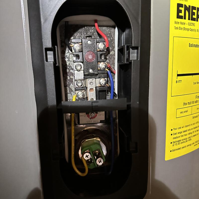 Electric water heater thermostat and element replacement Electric water heater thermostat and element replacement