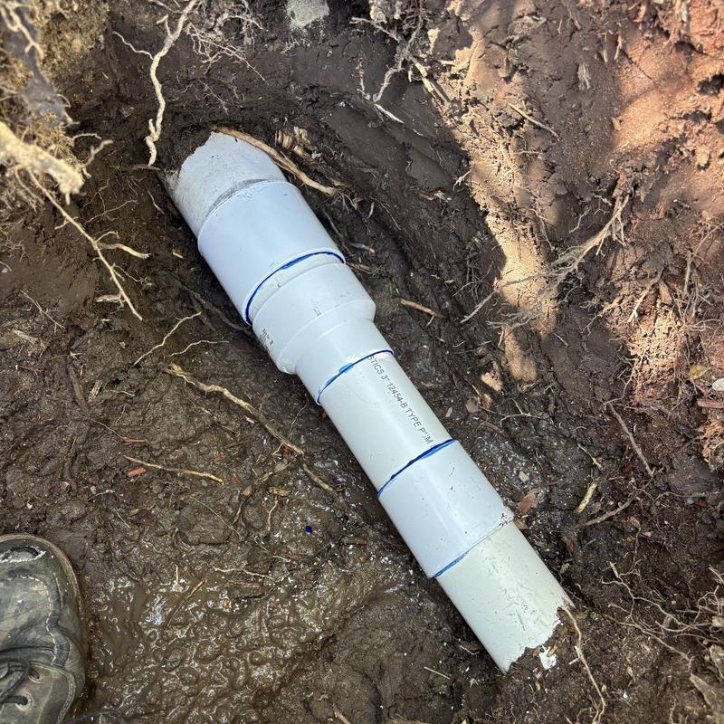 Storm drain pipe section replacement in soil excavation Storm drain pipe section replacement in soil excavation