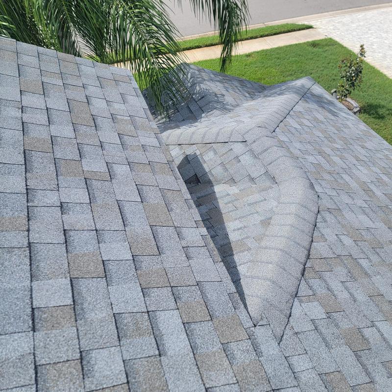 Owens Corning shingle roof with ridge ventilation Owens Corning shingle roof with ridge ventilation