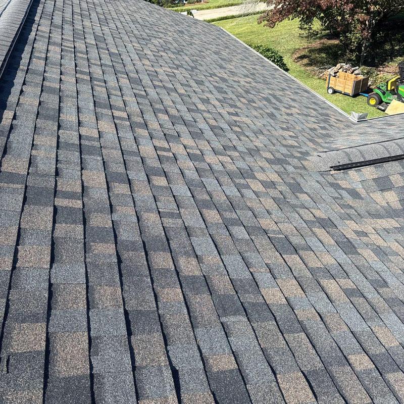 Asphalt shingle roof with new synthetic underlayment Asphalt shingle roof with new synthetic underlayment