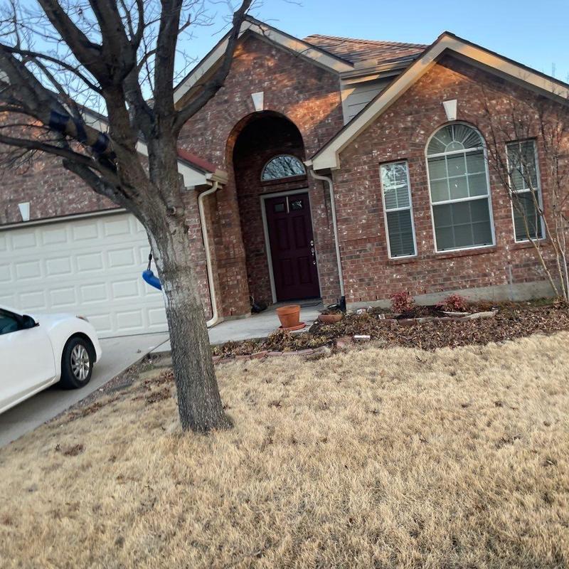 Stucco ceiling seam crack repair on brick home exterior Stucco ceiling seam crack repair on brick home exterior