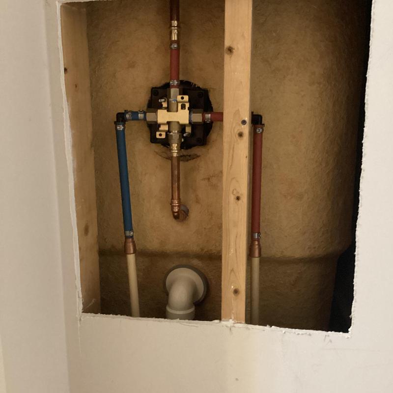 Delta shower tub valve with PEX and copper piping Delta shower tub valve with PEX and copper piping