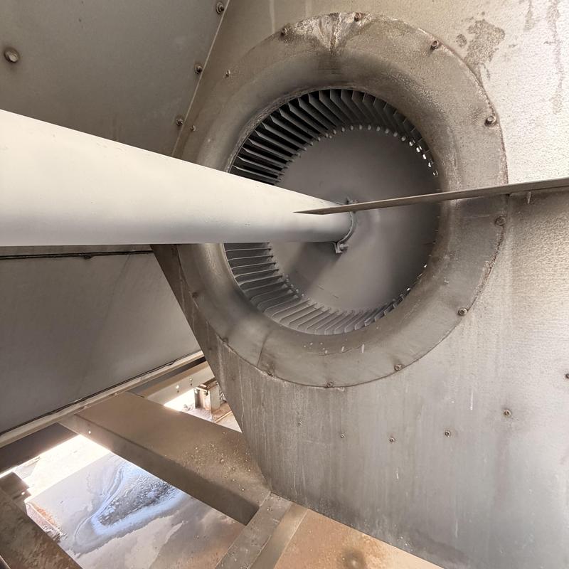 Evaporative condenser fan wheel and shaft assembly Evaporative condenser fan wheel and shaft assembly