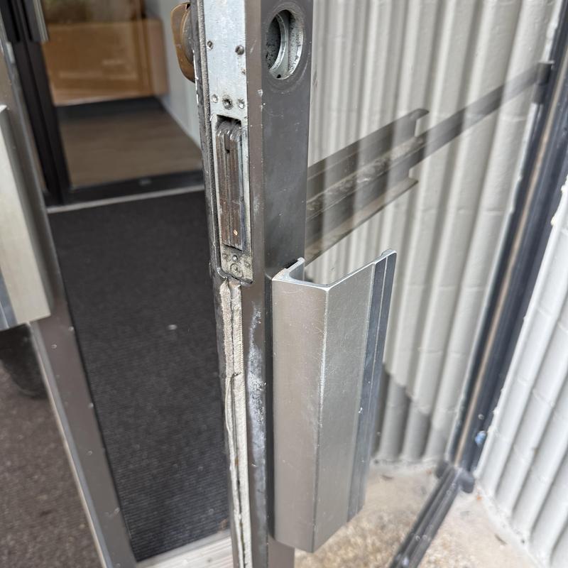 Glass door lock rekeying with Schlage keypad installation Glass door lock rekeying with Schlage keypad installation