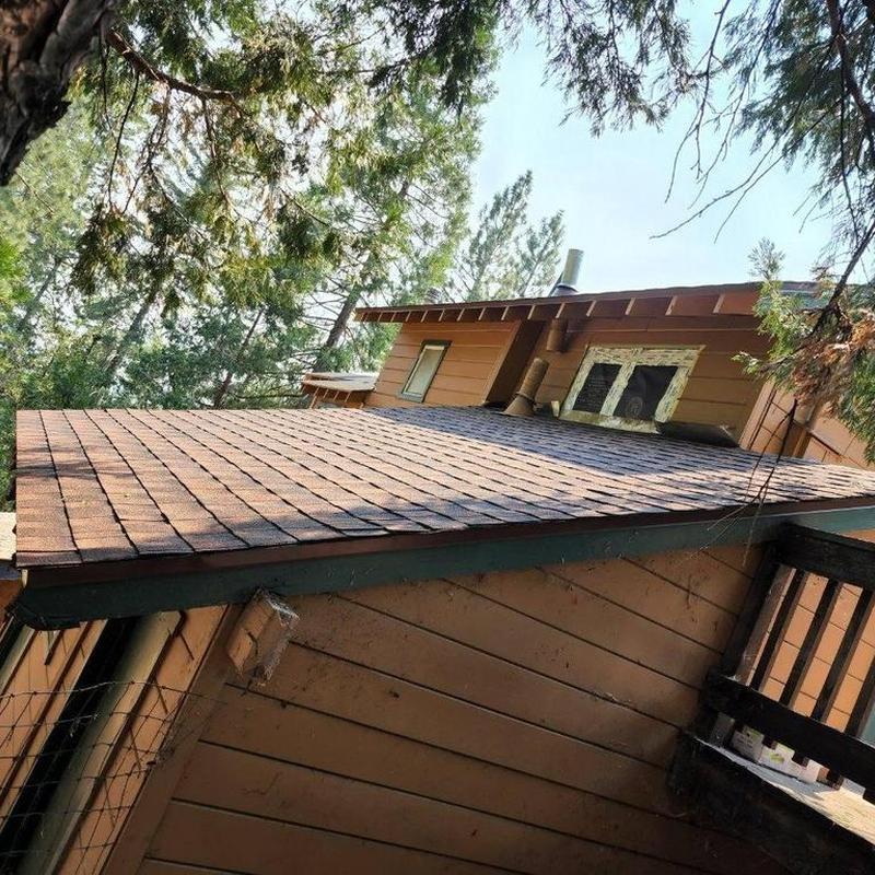 Class A fire rated roof with GAF shingles on cabin