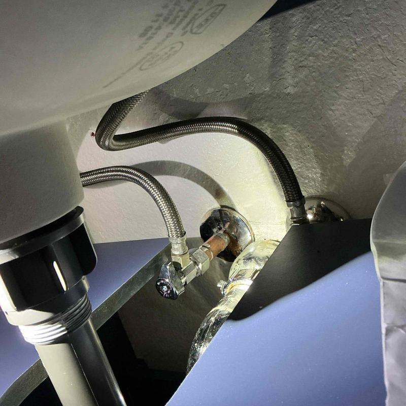 Angle stop valve with compression fittings installation