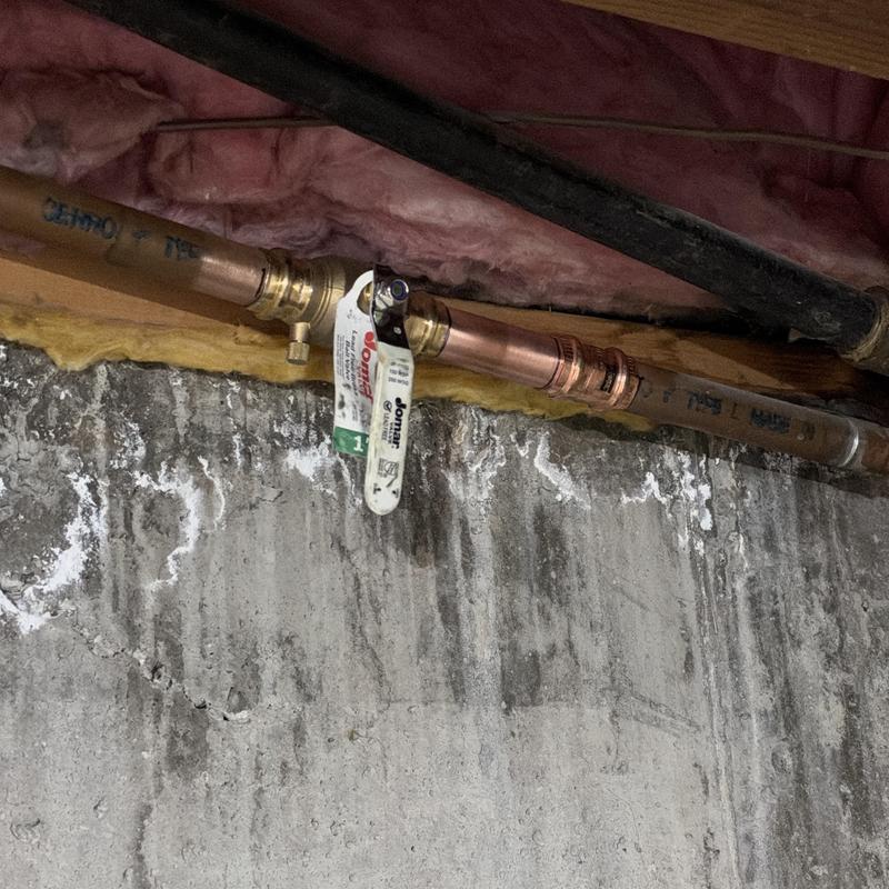 Ball valve with drain port on copper pipe