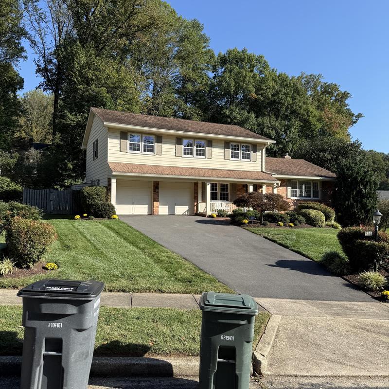 CertainTeed architectural shingle roof on house in Fairfax VA CertainTeed architectural shingle roof on house in Fairfax VA