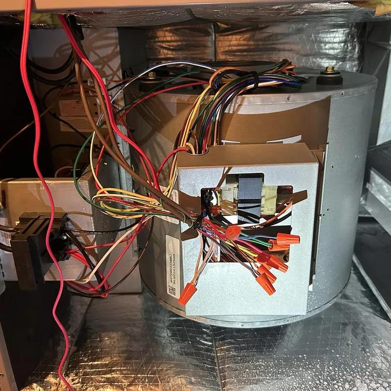 Furnace draft inducer motor with wiring connections Furnace draft inducer motor with wiring connections