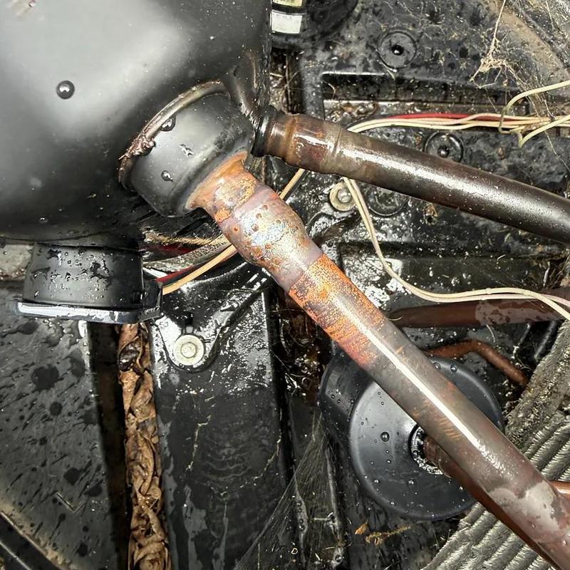 Compressor discharge line leak on HVAC system Compressor discharge line leak on HVAC system