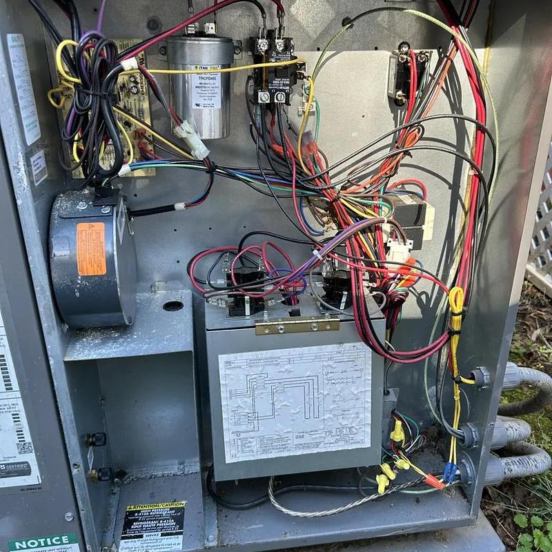 Furnace control board and wiring inspection with schematic Furnace control board and wiring inspection with schematic