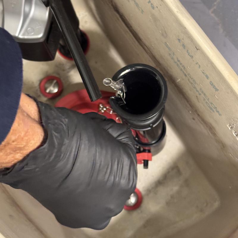 Toilet tank fill valve installation with gasket replacement Toilet tank fill valve installation with gasket replacement